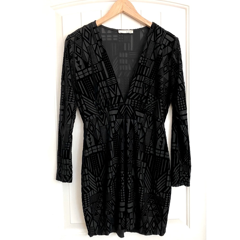 a.gain Black Velvet Burnout Deep V Long Sleeve Mini Dress Size Medium